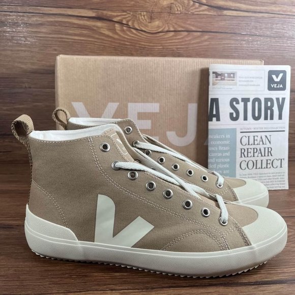 Veja Nova HT Canvas Hi Sneakers Men’s Tan - Picture 9 of 9